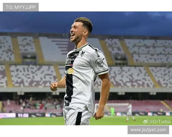 罗马诺：罗马领跑 20 岁波兰中卫争夺战，乌迪内斯紧追不舍